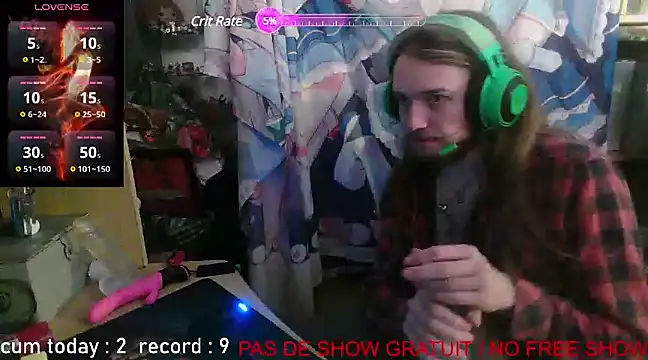 nicolasdumand21 online show from December 2024 06:26:01 PM