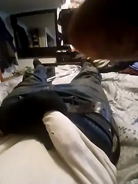 dougyhung2231 online show from February 2026 08:10:01 PM