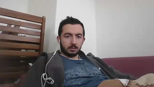 laynufff online show from December 2024 10:23:02 AM