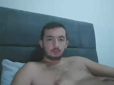 laynufff online show from October 2025 06:06:01 PM