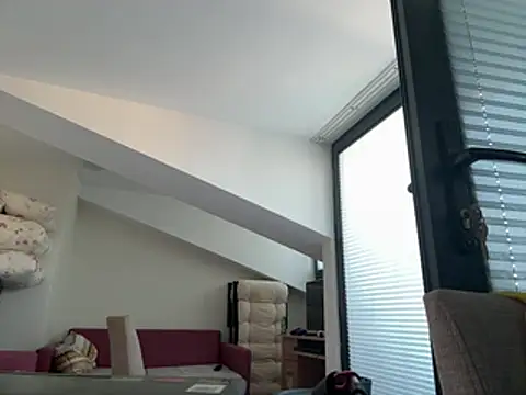 laynufff online show from June 2026 05:56:01 AM