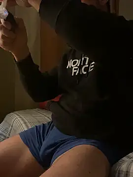 FumesClouds online show from December 2024 01:03:01 PM