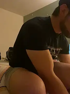 FumesClouds online show from February 2025 01:52:01 PM