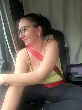 Snapshot of cuplubijoanna chatting on February 2025 12:44:02 PM cuplubijoanna online show from February 2025 12:44:02 PM
