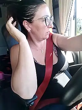 cuplubijoanna online show from April 2026 01:35:02 PM