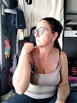 cuplubijoanna online show from April 2026 11:05:02 AM