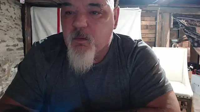 Snapshot of Newfiesausage1972 chatting on February 2026 09:27:02 AM Newfiesausage1972 online show from February 2026 09:27:02 AM