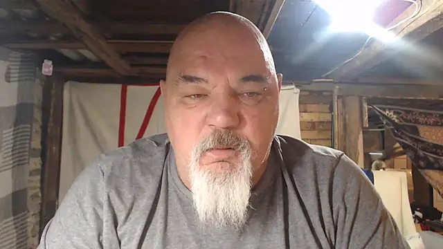 Snapshot of Newfiesausage1972 chatting on February 2026 10:15:02 AM Newfiesausage1972 online show from February 2026 10:15:02 AM