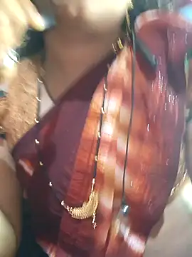Snapshot of Simaran_bhabhi chatting on January 2025 04:09:01 PM Simaran bhabhi online show from January 2025 04:09:01 PM