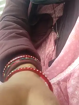 Snapshot of Simaran_bhabhi chatting on January 2025 05:03:01 AM Simaran bhabhi online show from January 2025 05:03:01 AM