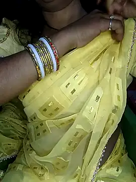 Snapshot of Simaran_bhabhi chatting on January 2025 04:57:02 PM Simaran bhabhi online show from January 2025 04:57:02 PM
