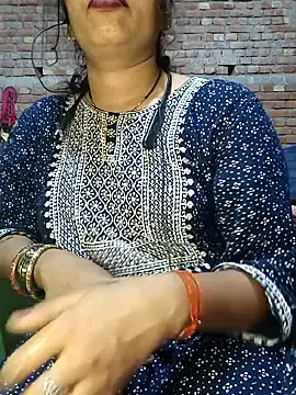 Snapshot of Simaran_bhabhi chatting on January 2025 04:08:02 PM Simaran bhabhi online show from January 2025 04:08:02 PM