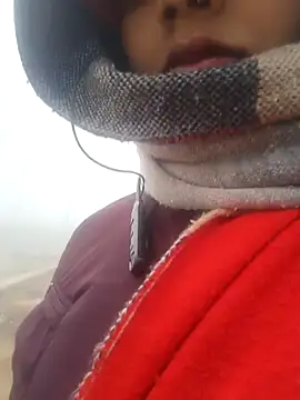 Snapshot of Simaran_bhabhi chatting on February 2025 01:44:01 AM Simaran bhabhi online show from February 2025 01:44:01 AM
