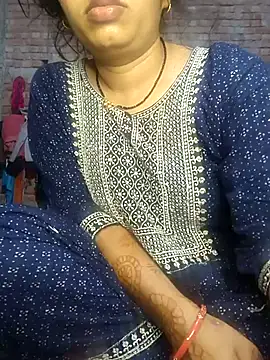 Snapshot of Simaran_bhabhi chatting on February 2025 11:34:02 PM Simaran bhabhi online show from February 2025 11:34:02 PM