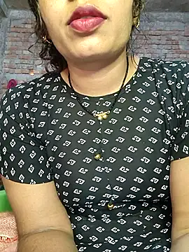 Snapshot of Simaran_bhabhi chatting on March 2025 04:15:02 AM Simaran bhabhi online show from March 2025 04:15:02 AM