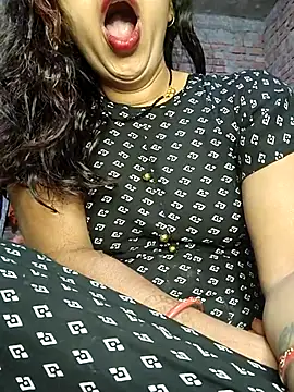 Snapshot of Simaran_bhabhi chatting on March 2025 10:42:01 PM Simaran bhabhi online show from March 2025 10:42:01 PM