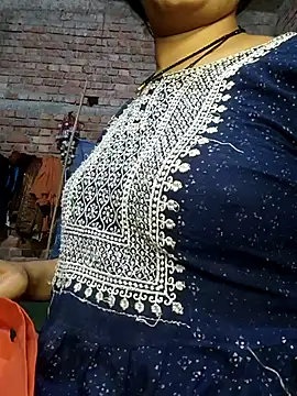 Snapshot of Simaran_bhabhi chatting on March 2025 04:34:02 PM Simaran bhabhi online show from March 2025 04:34:02 PM
