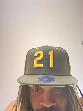 1BeautyN1Beast online show from October 2025 01:17:01 AM