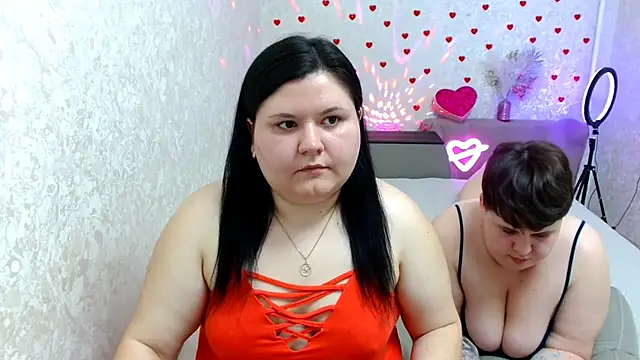 BeckyAndHellen online show from February 2025 11:16:02 AM