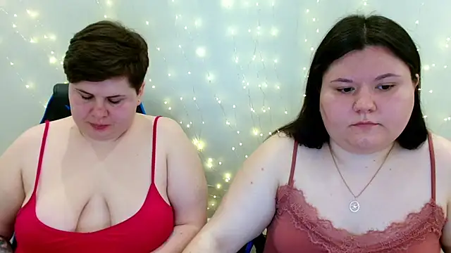 BeckyAndHellen online show from March 2026 01:38:01 PM