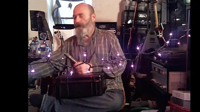 SirGarMack online show from April 2026 04:07:01 PM