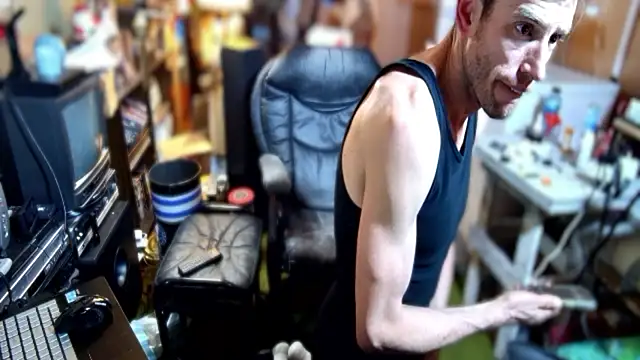 Snapshot of savageconfidence chatting on October 2025 05:19:02 AM savageconfidence online show from October 2025 05:19:02 AM