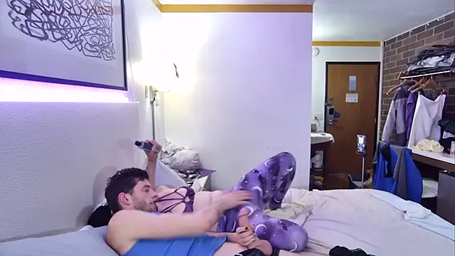 Snapshot of savageconfidence chatting on October 2025 09:11:01 AM savageconfidence online show from October 2025 09:11:01 AM