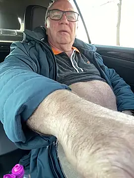 Snapshot of biggandybig chatting on March 2025 01:59:02 PM biggandybig online show from March 2025 01:59:02 PM