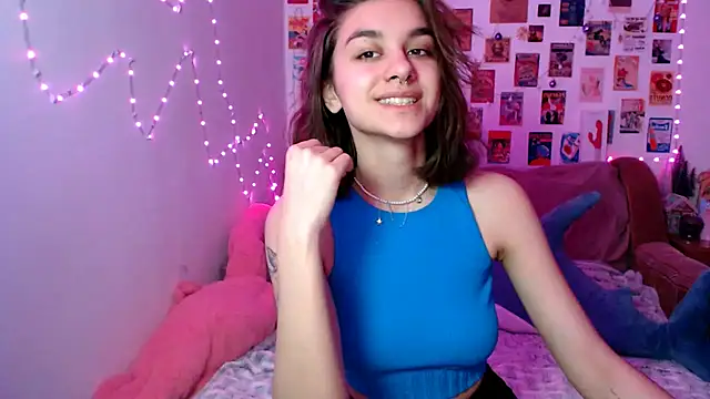 Snapshot of Celine_Dionn chatting on December 2024 03:42:02 PM Celine Dionn online show from December 2024 03:42:02 PM