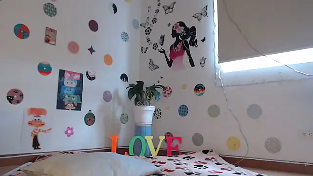 Yaumiko online show from January 2025 07:32:01 PM