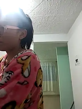 Snapshot of Yaumiko chatting on March 2026 10:53:02 AM Yaumiko online show from March 2026 10:53:02 AM