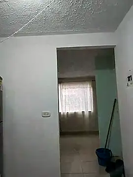 Snapshot of Yaumiko chatting on April 2026 11:33:02 AM Yaumiko online show from April 2026 11:33:02 AM