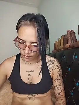 Yaumiko online show from May 2026 11:50:02 AM