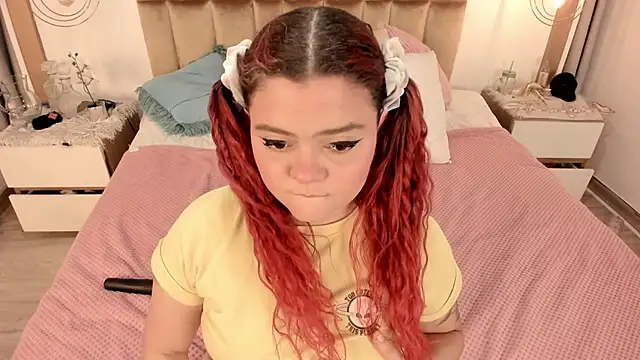 Twwiiggy online show from January 2025 11:12:02 PM