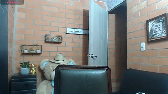 alexia 87 online show from September 2025 03:09:02 AM