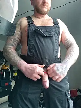 Snapshot of RomWoolf chatting on March 2026 04:58:02 PM RomWoolf online show from March 2026 04:58:02 PM