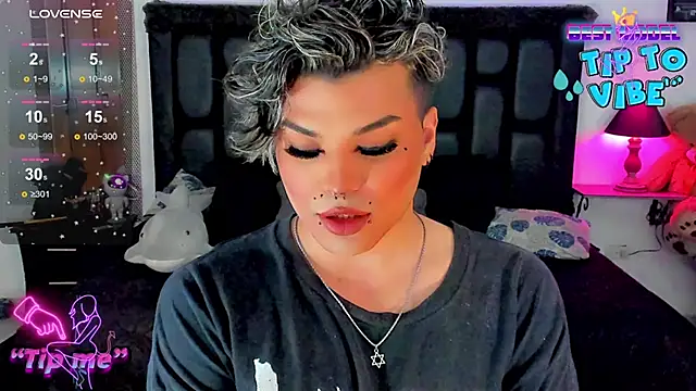 Snapshot of angels_srednal chatting on December 2024 12:50:02 PM angels srednal online show from December 2024 12:50:02 PM