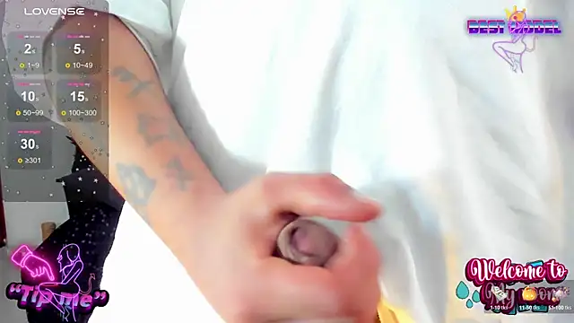 Snapshot of angels_srednal chatting on December 2024 04:39:01 PM angels srednal online show from December 2024 04:39:01 PM