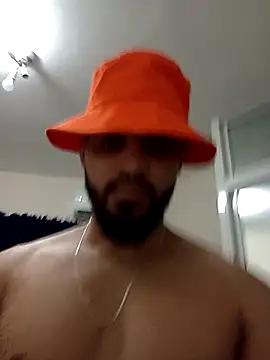 luismanuel 1998 online show from November 2025 11:25:01 PM