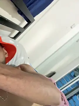 luismanuel 1998 online show from March 2026 11:23:02 PM