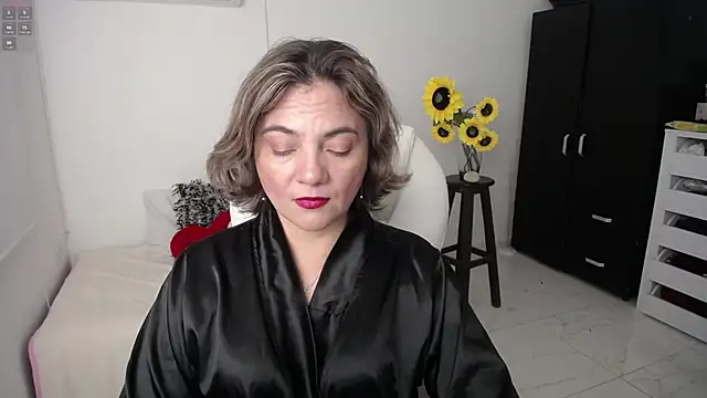 ana milf online show from March 2025 01:07:02 PM