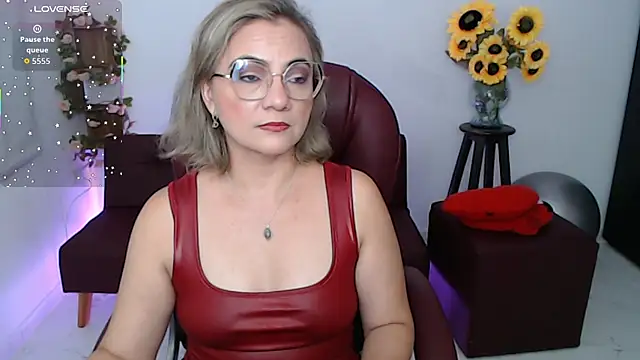 ana milf online show from April 2026 01:39:02 PM