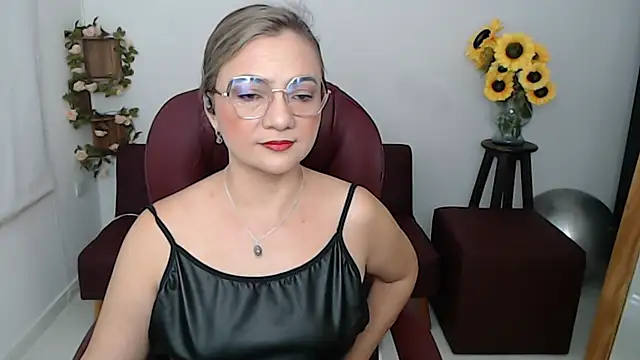 ana milf online show from May 2026 01:19:01 PM