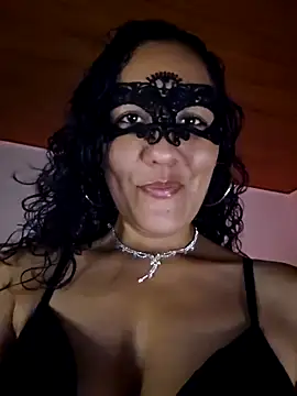 Snapshot of Sexxy-Lana chatting on January 2025 10:09:01 PM Sexxy-Lana online show from January 2025 10:09:01 PM