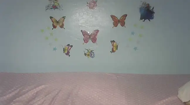 laetitia  online show from February 2025 08:28:02 PM