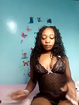 laetitia  online show from March 2025 02:45:02 PM