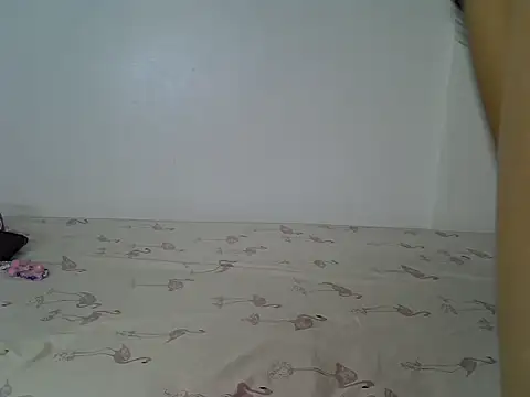 laetitia  online show from May 2026 08:06:02 PM