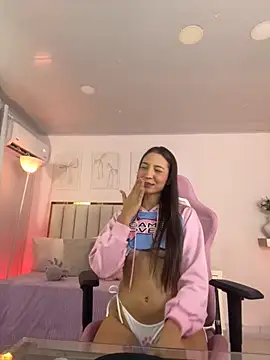 Snapshot of Cristall_Bunny chatting on November 2025 12:24:02 AM Cristall Bunny online show from November 2025 12:24:02 AM