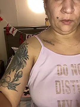 ladycreamypr2 online show from February 2026 07:16:02 AM