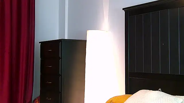 Yanira Muslim online show from October 2025 04:13:02 AM